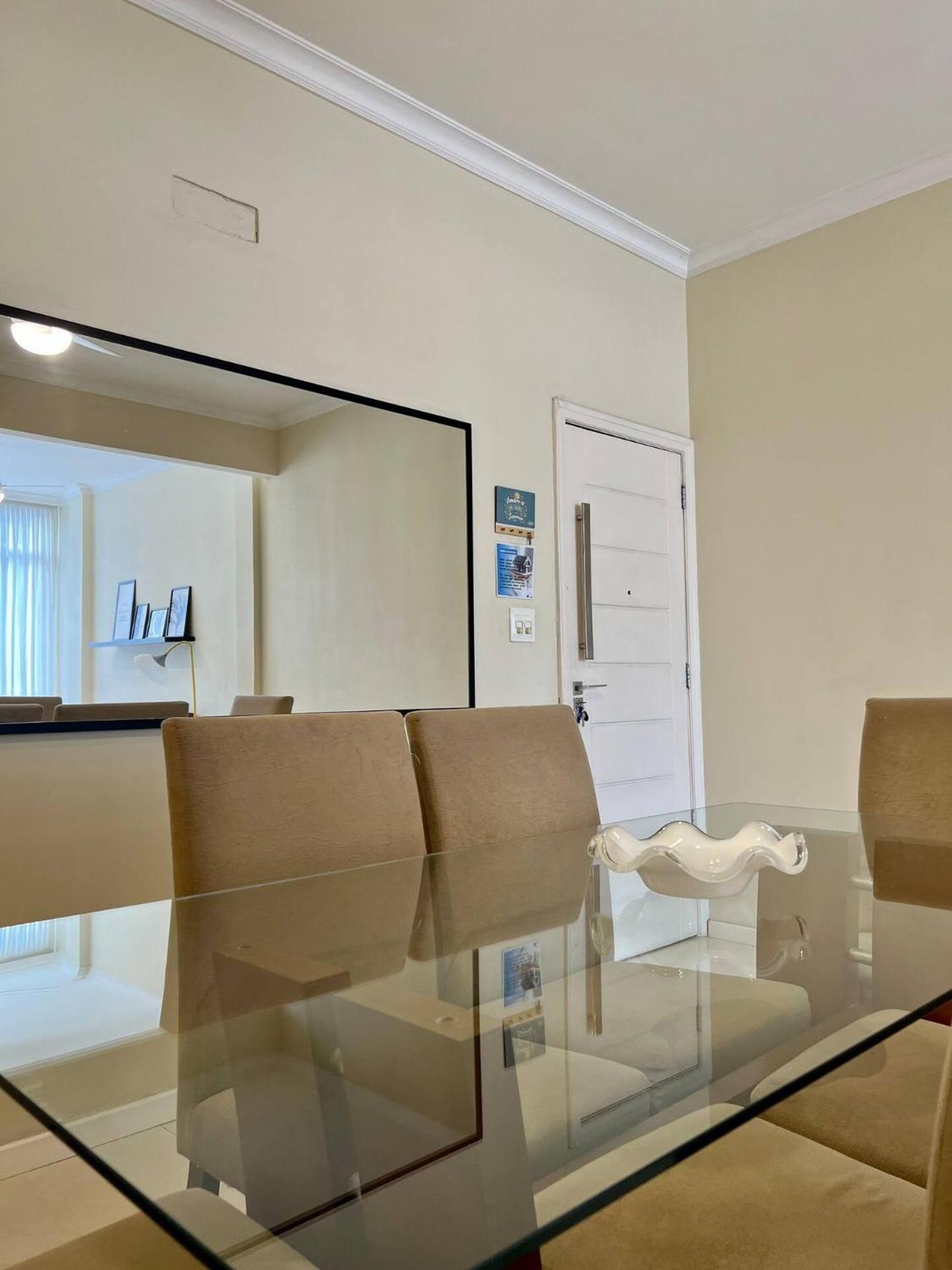 Apartamento Bem Localizado Com Garagem *