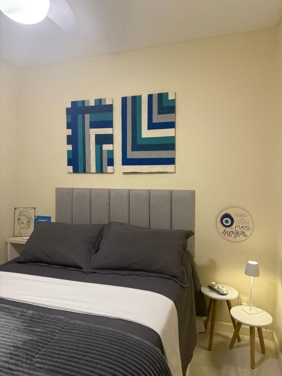 Apartamento Bem Localizado Com Garagem *