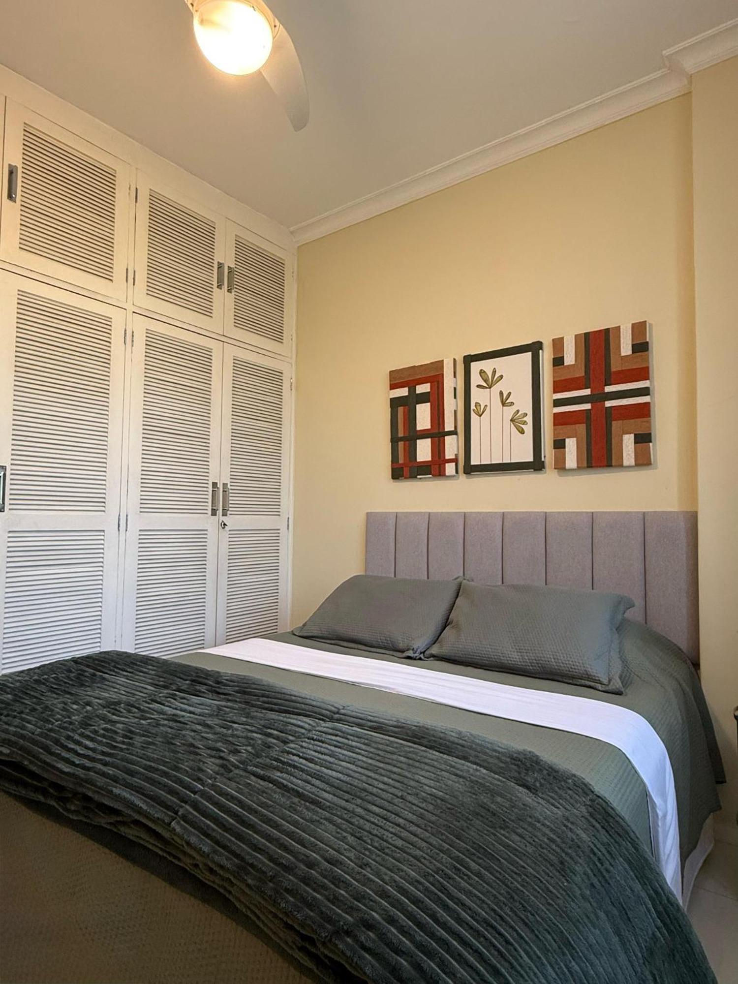 Apartamento Bem Localizado Com Garagem *
